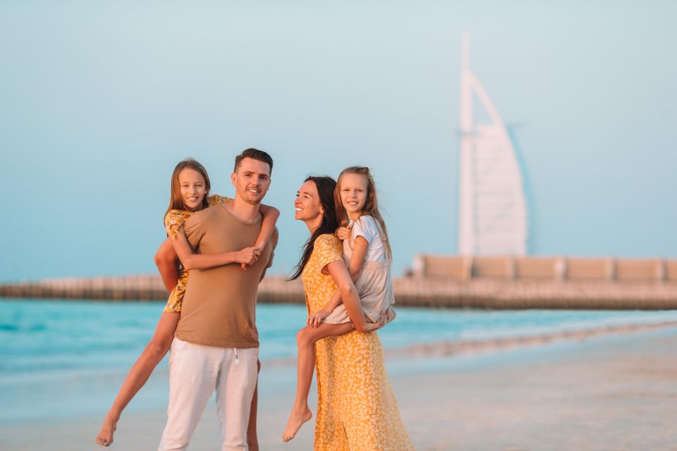 Couple or family photoshoot at Jumeira Beach