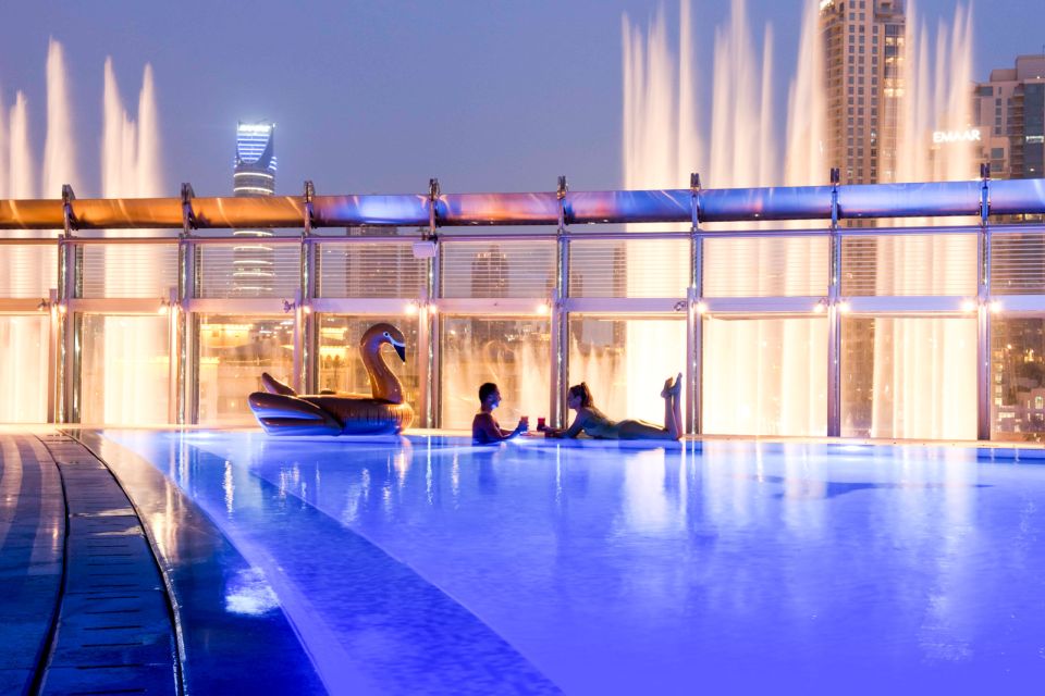 Burj Khalifa 124 & Lunch or Dinner at Rooftop, The Burj Club