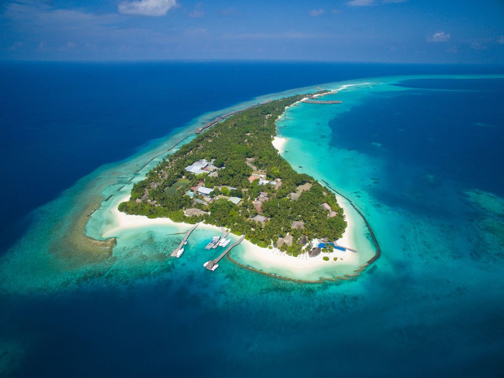 Kuramathi Island Resort